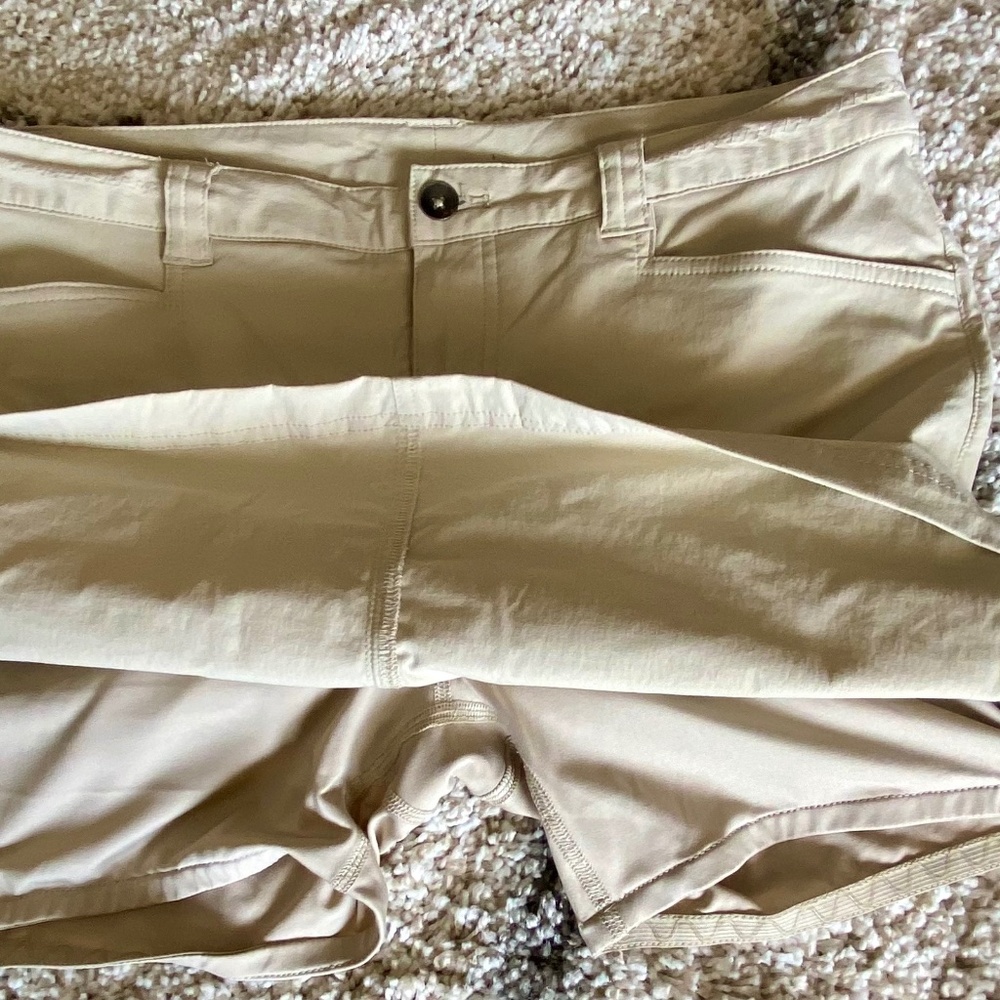 Eddie Bauer lined golf/tennis skirt, size 8